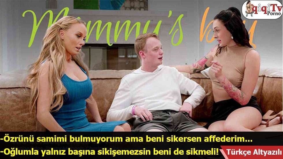 Seksi Esmer Para Karşılığında Tanımadığı Bir Adamla Arabada Sikişiyor
